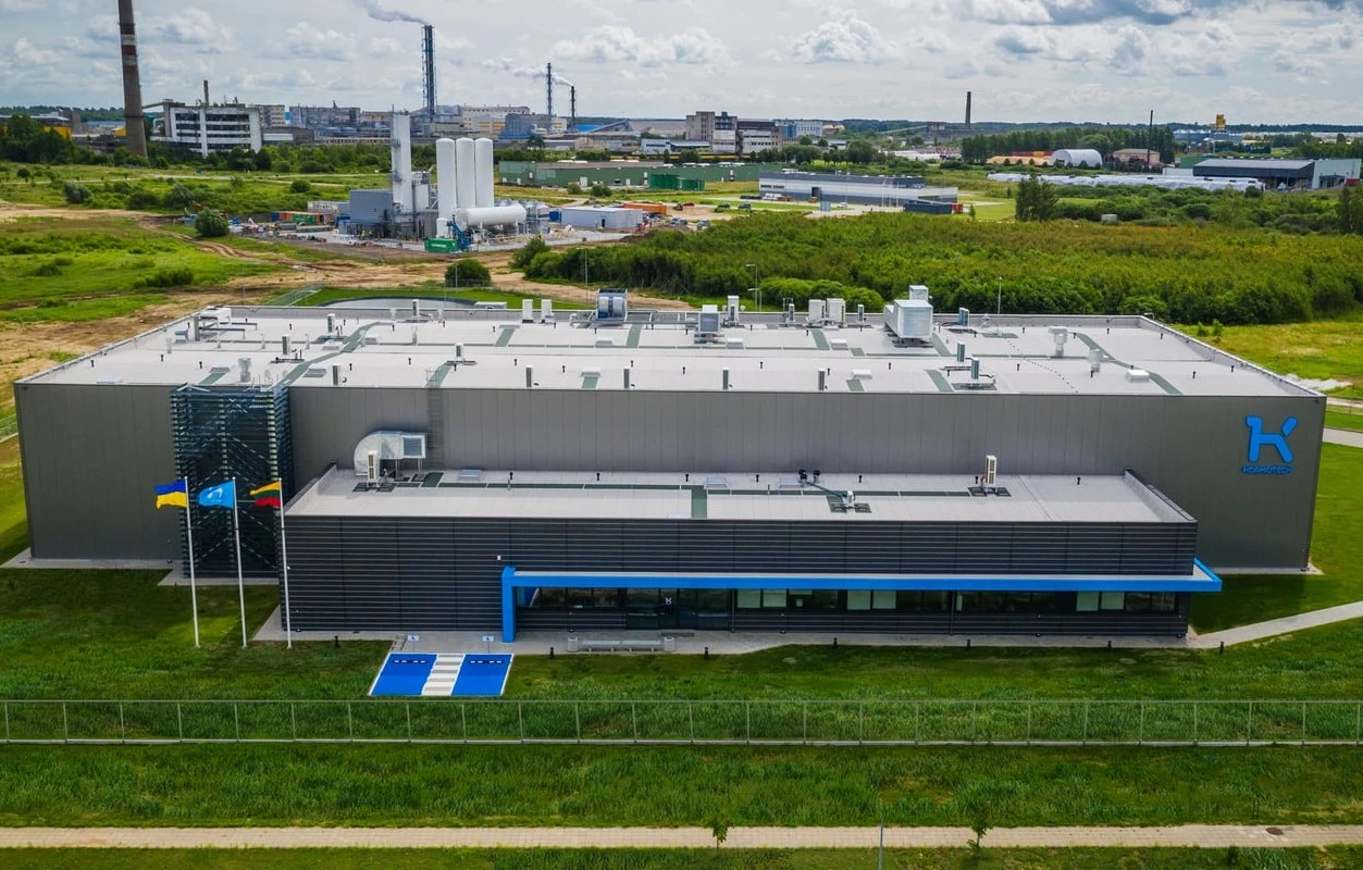 Виробництво Kormotech у Литві.